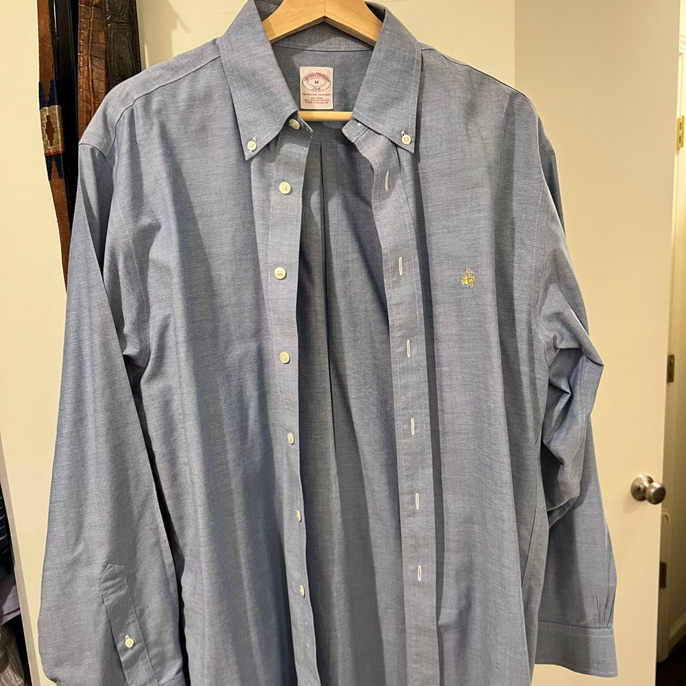 Brooks Brothers M long-sleeve shirt.
